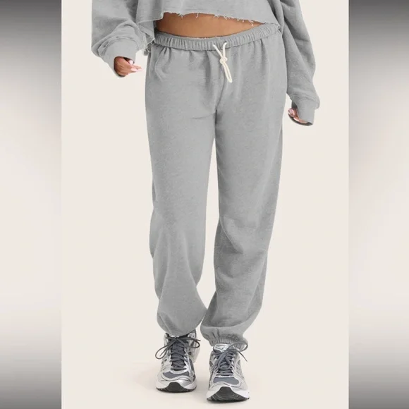 SET ACTIVE - limited edition sweatshirt & joggers - Picture 4 of 6